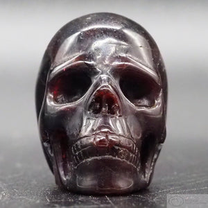 Garnet Human Skull (Gar08)